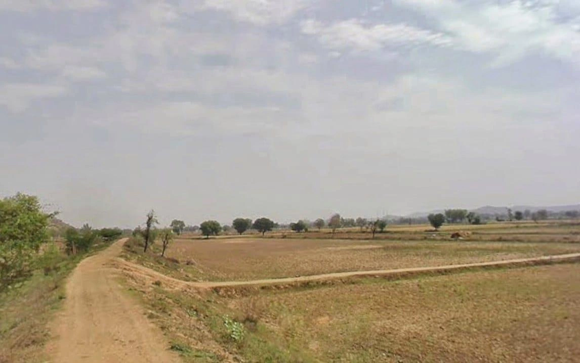 QM7H+PJ Shyamaka, Rajasthan, India