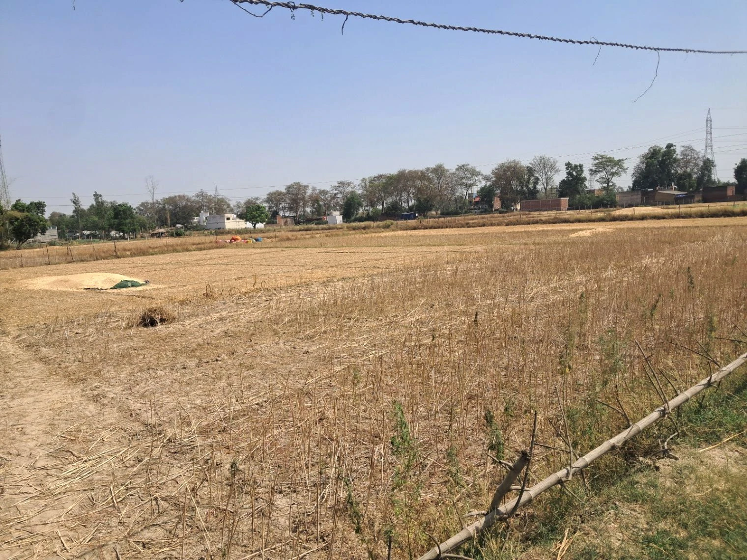 Q7JC+4G Adam Pur Bhatpurwa, Uttar Pradesh, India