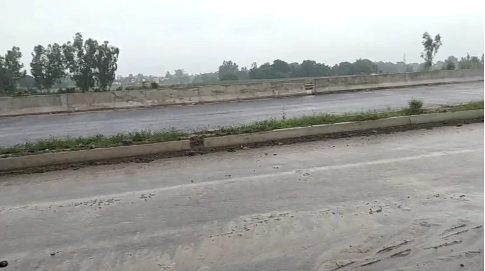 94WF+PWQ, Ghanta Ghar Rd, Hardoi, Uttar Pradesh 241001, India