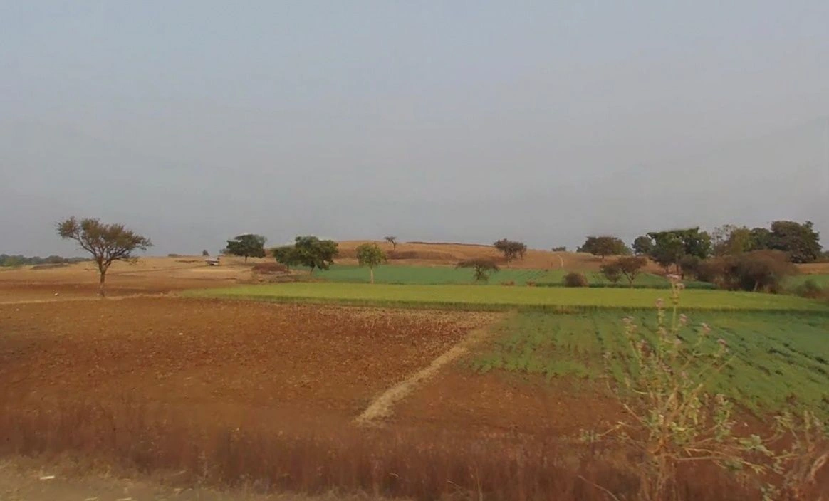 5352+MR8, Bhogdad, Madhya Pradesh 454446, India