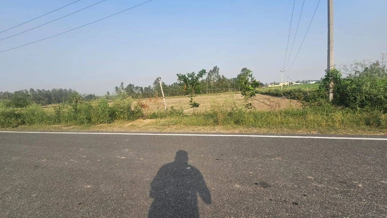 6JHQ+H4 Badra Kasampur, Uttar Pradesh, India preview 3
