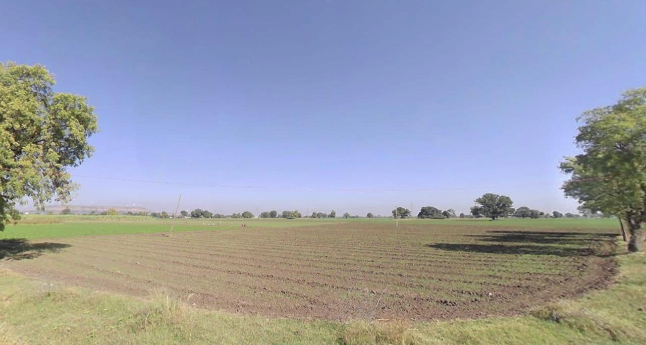 R2R8+MMP, Mandlawada, Madhya Pradesh 453771, India