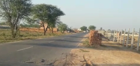 FFRM+M39, Govardhan, Uttar Pradesh, India preview 3