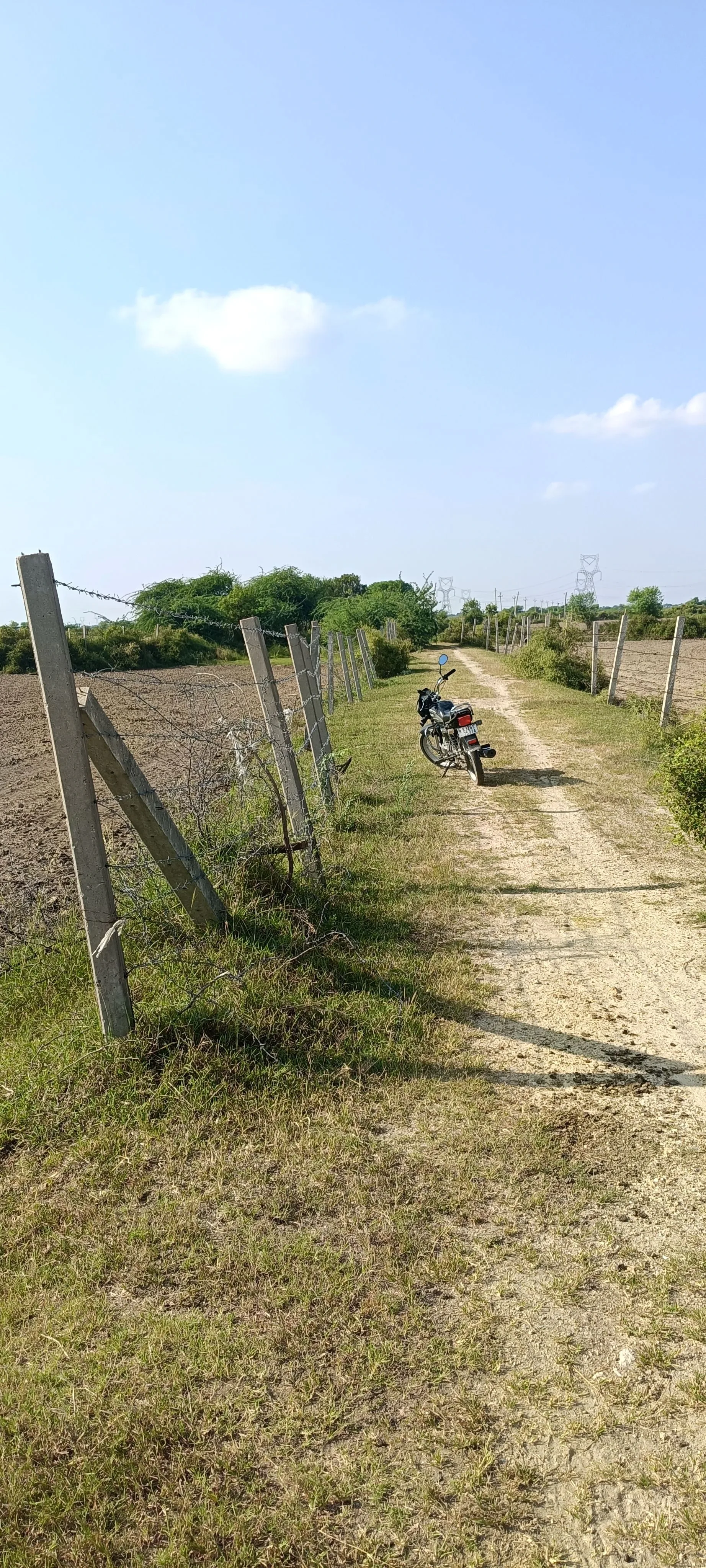 7VVQ+6R Baroni, Tonk, Rajasthan, India