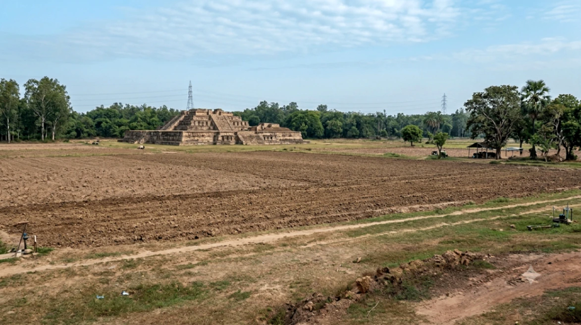 4QCJ+9J Mahitha, Hardoi, Uttar Pradesh, India