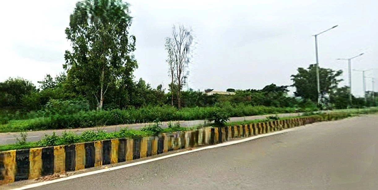 7FRQ+XR3, Bhindaulia, Uttar Pradesh 243123, India preview 4