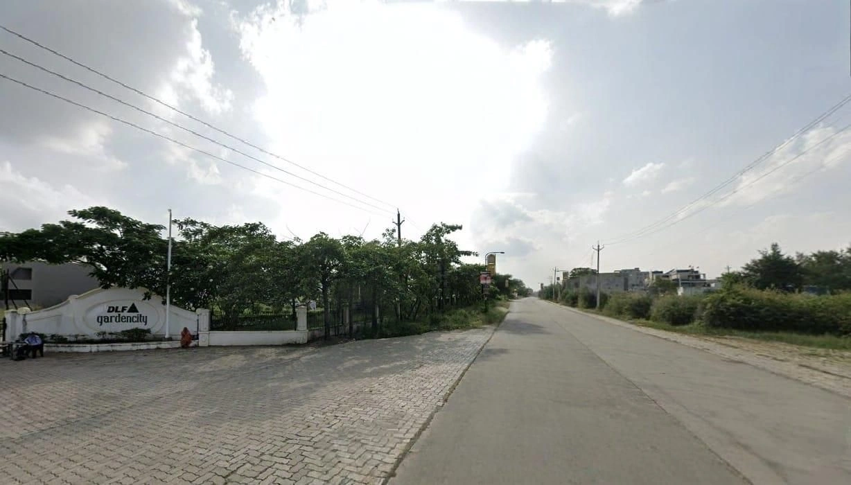 Dlf Garden City, Phase 2B, Sula Khedi Rd, Manglaya Sadak, Rahu Khedi, Indore, Madhya Pradesh 453771, India preview 3