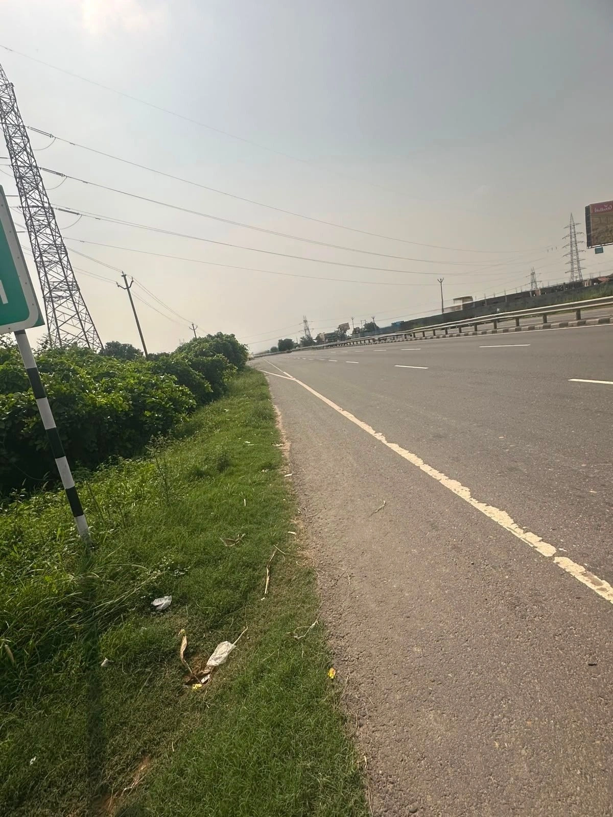 2R7P+947, Barodiya Khan, Madhya Pradesh 453551, India