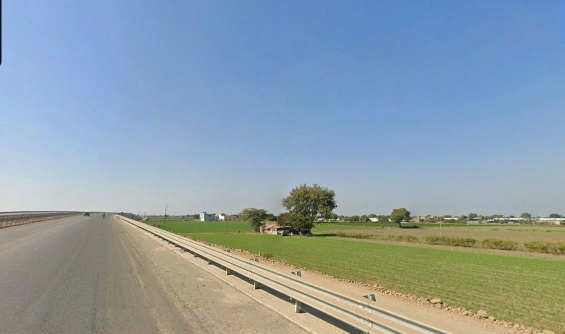 P3J2+3WW, Ankya, Madhya Pradesh 452016, India