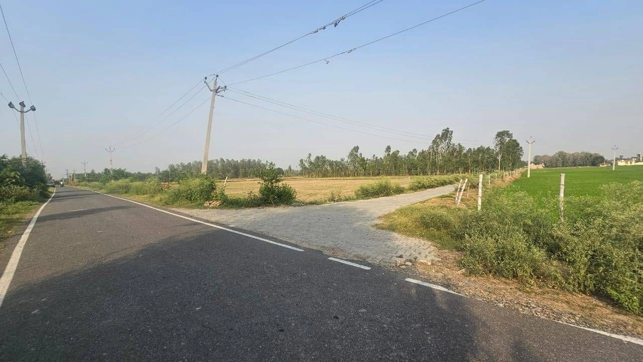 6JHQ+H4 Badra Kasampur, Uttar Pradesh, India preview 2