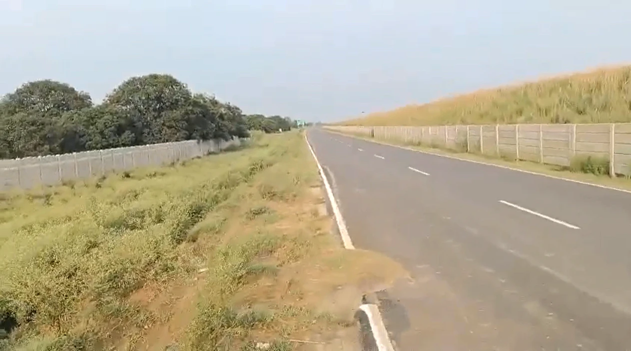 Berka Road, Gurugram, Akbar Colony, Sector-31, Sohna, Dhunela, Haryana 122103, India