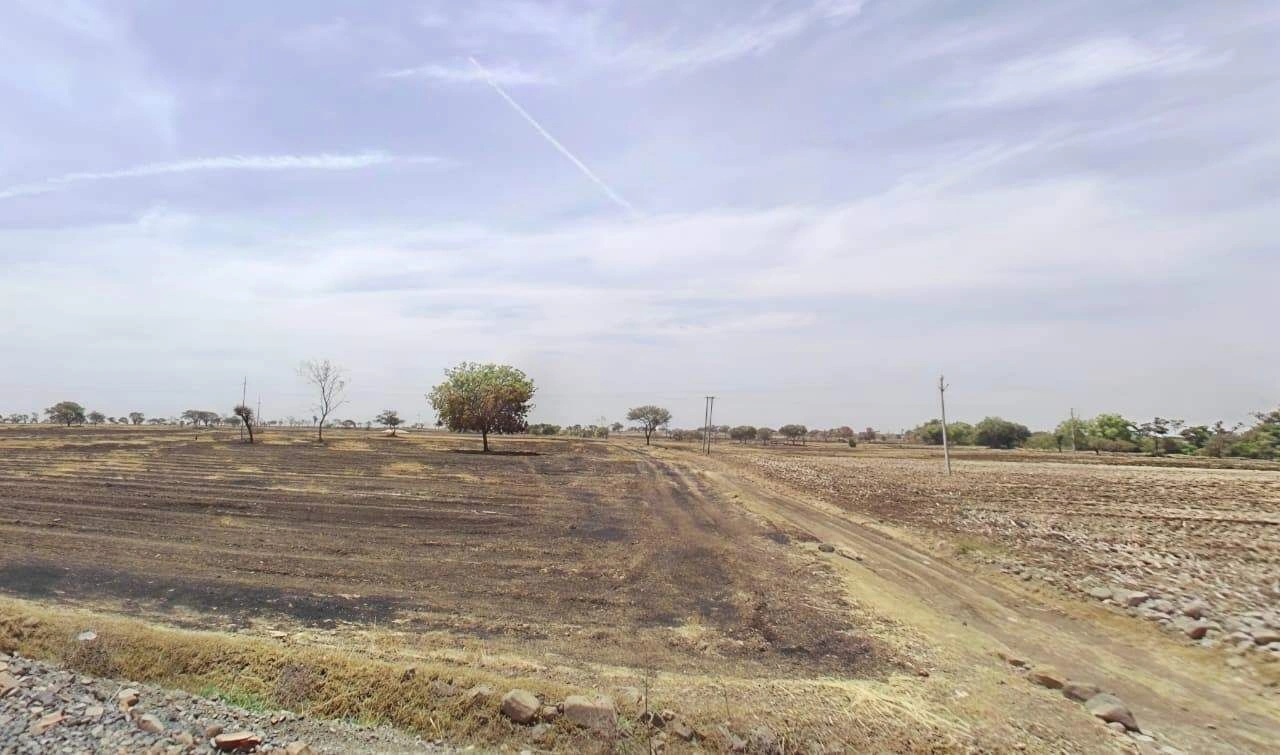 HMG5+H9R, Semalya, Madhya Pradesh 454116, India