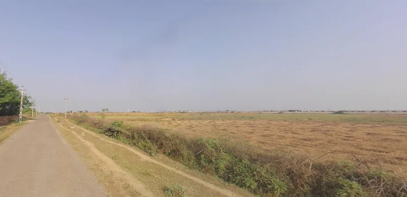 8V2W+GXH Kherdi Chowk, Amargadh, Gujarat 360002, India preview 2