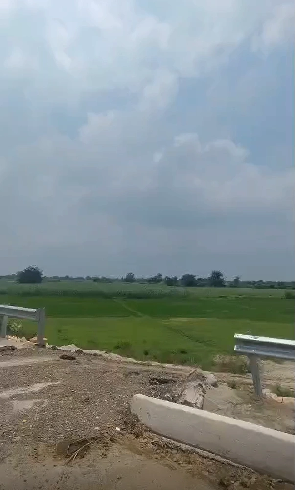P7W9+M3 Chaura, Ayodhya, Uttar Pradesh, India