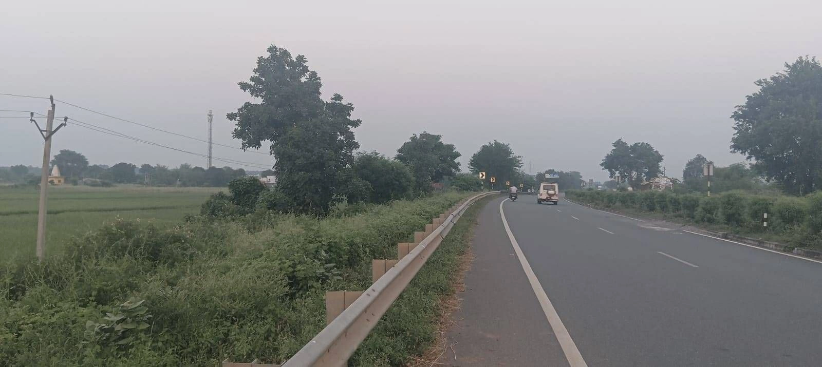 CR7H+RJ4, Shivpuri, Bhada Bawadi, Madhya Pradesh 473551, India