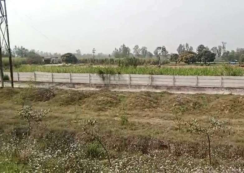 HJ4W+22C, Chharaura, Vrindavan, Uttar Pradesh 281003, India