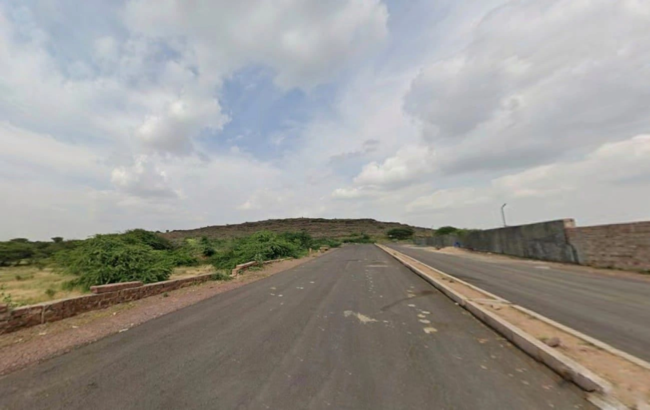 9X2V+WQ Palri Khichiyan, Rajasthan, India