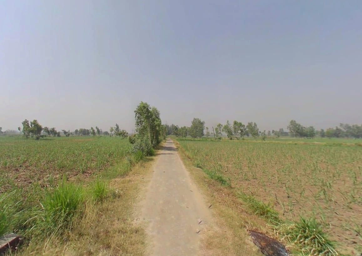 4GJX+22 Mirapur, Uttar Pradesh, India