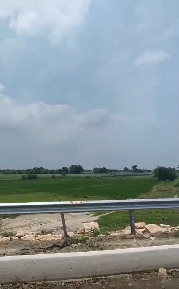 P7W9+M3 Chaura, Ayodhya, Uttar Pradesh, India