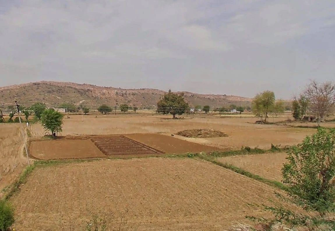 QM7H+MJ Shyamaka, Rajasthan, India