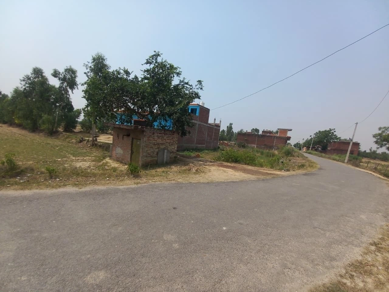 H2C7+V6Q, Harnam Khera, Uttar Pradesh 226302, India