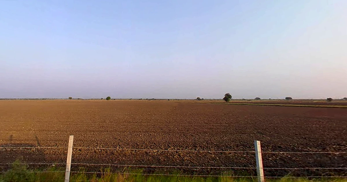 HWG5+H8P, Solapur, Maharashtra 413008, India