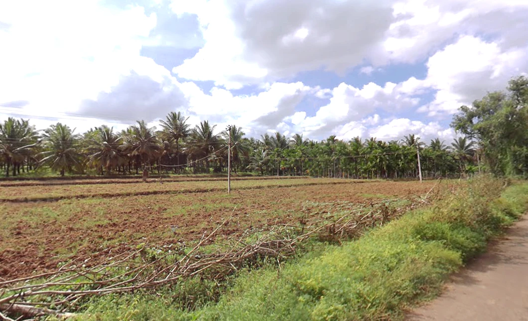 XJ2C+9C Hiriyur, Karnataka, India