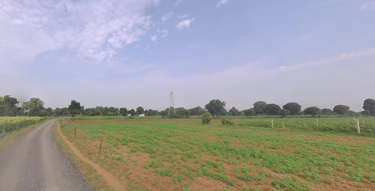 FJ7Q+7P Khirai, Gujarat, India