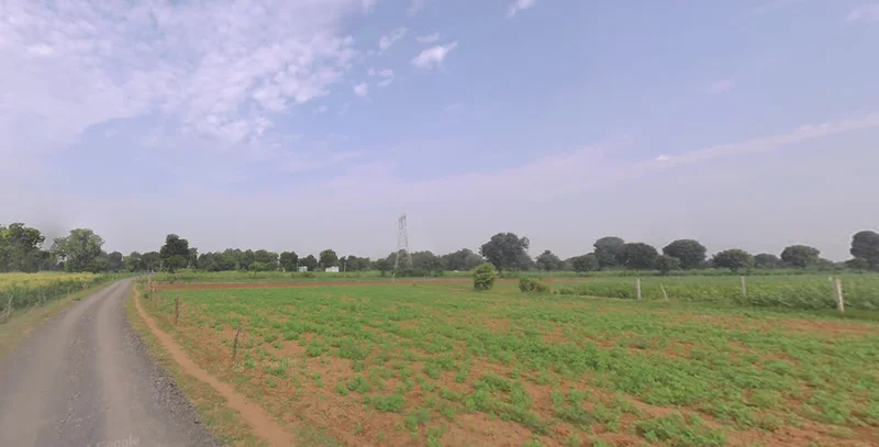 FJ7Q+7P Khirai, Gujarat, India preview 2