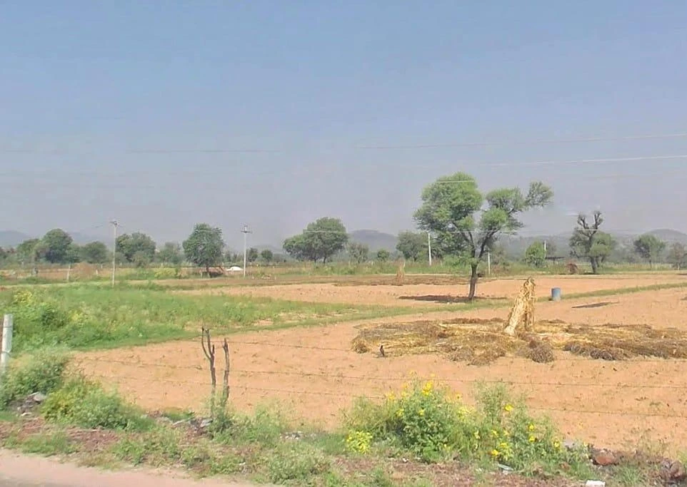 5X9P+7H Charanwas at Kali Pahari, Rajasthan, India