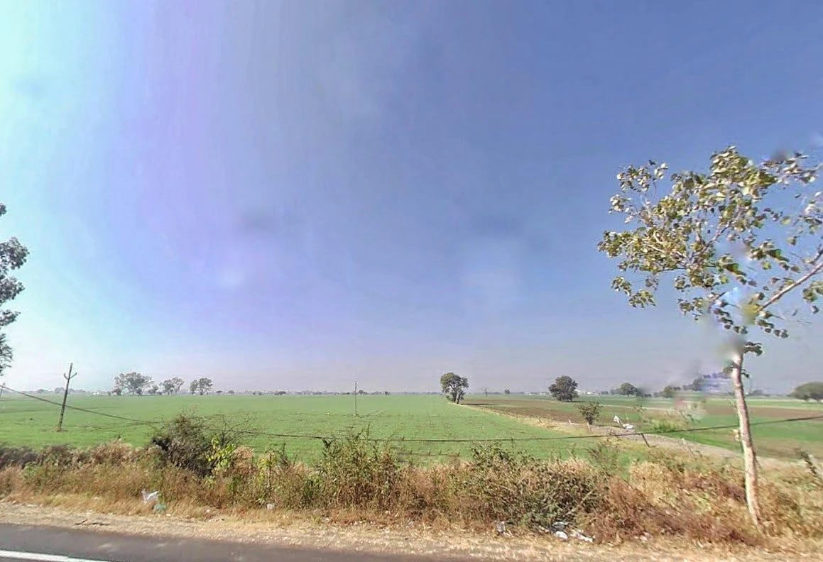 VVP4+RM8, Sanwer Rd, Dharampuri, Jetpura, Madhya Pradesh 453551, India