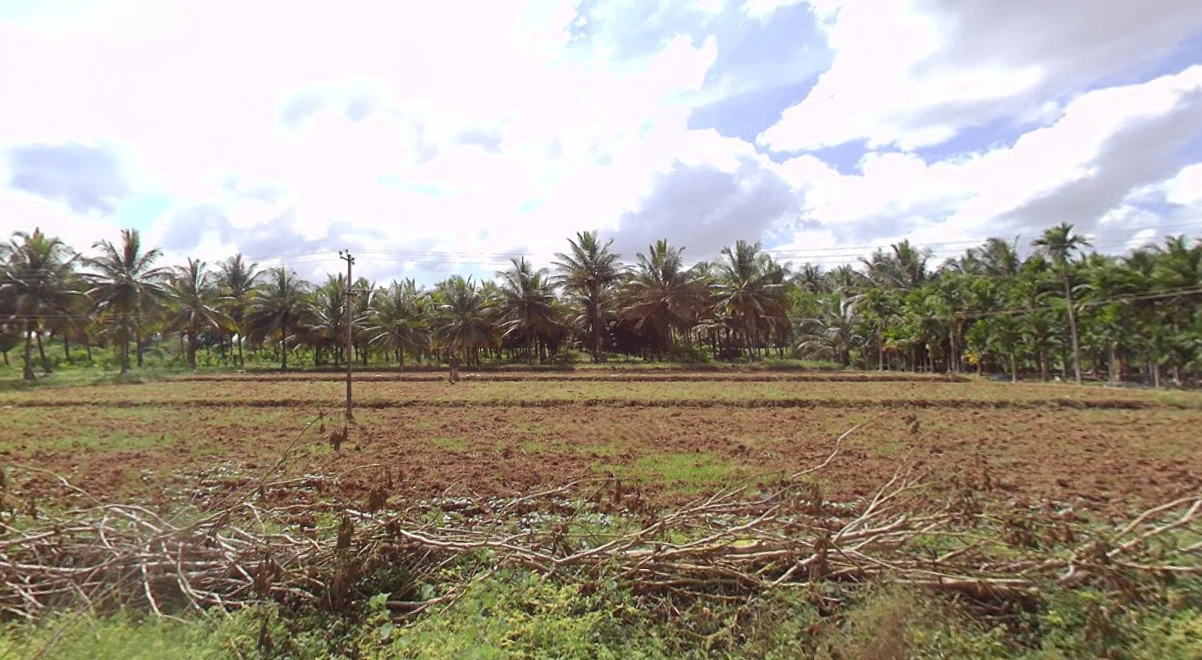 XJ2C+9C Hiriyur, Karnataka, India preview 2