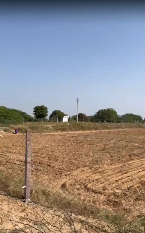 2MP5+3G Pipraya, Jalaun, Uttar Pradesh, India