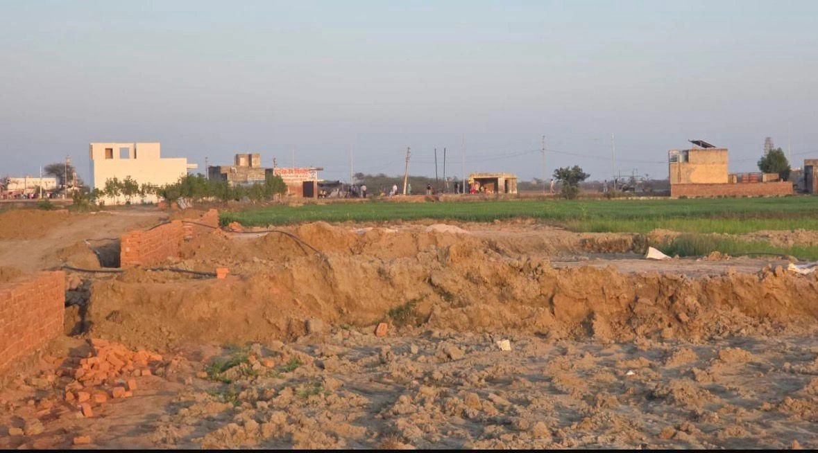 Kokilavan, Vill Post, Bathain Kalan, Kokilavana, Uttar Pradesh 281403, India