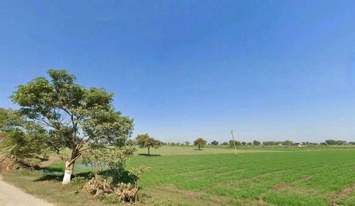 4MGQ+57W, Bamora, Madhya Pradesh 464240, India