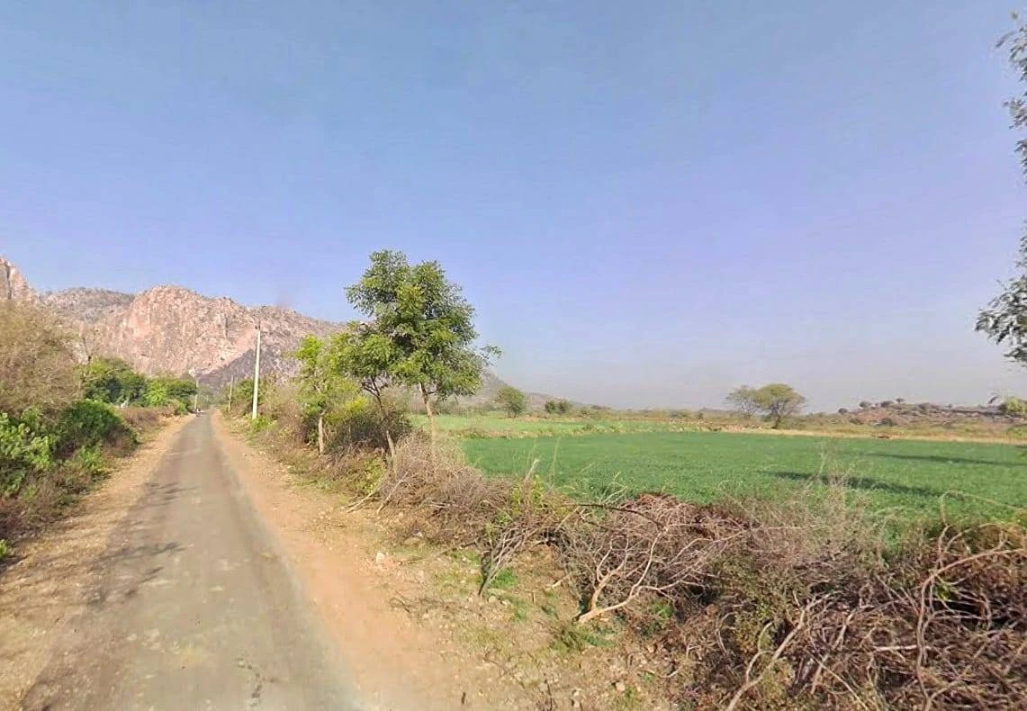 HF4G+W5J, Rundh Binak, Rajasthan 301001, India