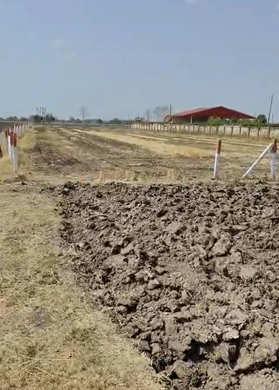 2R5Q+89 Barodiya Khan, Indore, Madhya Pradesh, India